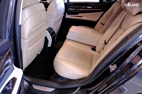 BMW 7 серия 2012 черный - фото 8