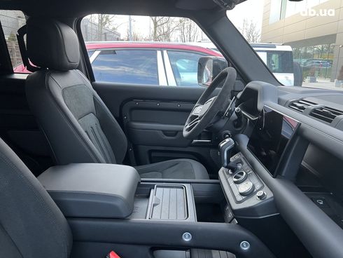 Land Rover Defender 2023 - фото 14