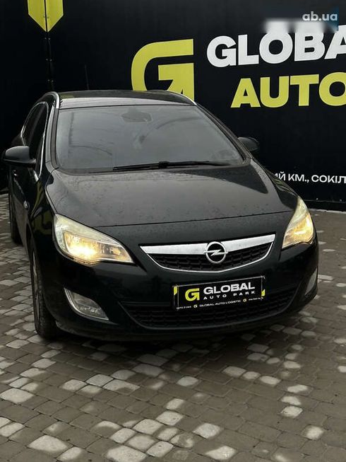 Opel Astra 2011 - фото 3