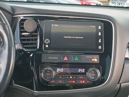 Mitsubishi Outlander 2018 черный - фото 47
