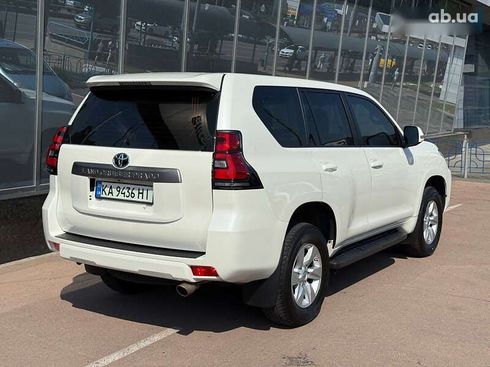 Toyota Land Cruiser Prado 2019 - фото 4