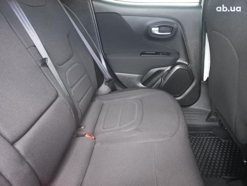 Jeep Renegade 2020 белый - фото 14