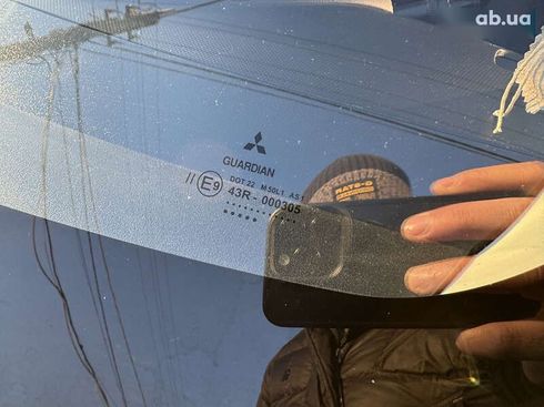 Mitsubishi Outlander 2012 - фото 12