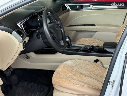 Ford Fusion 2015 белый - фото 9