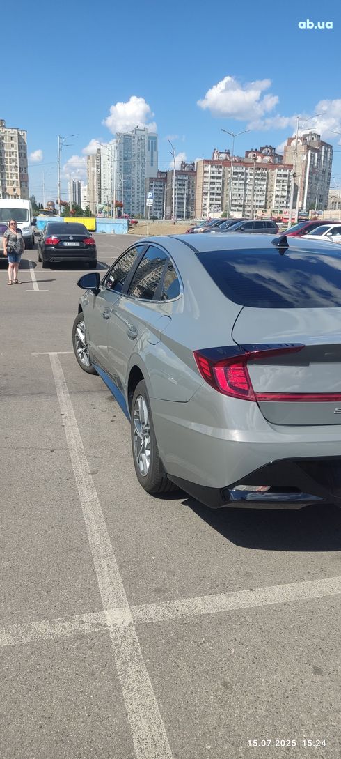 Hyundai Sonata 2022 серый - фото 11