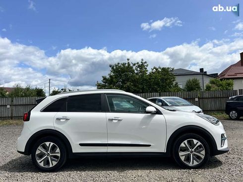 Kia Niro 2022 - фото 9