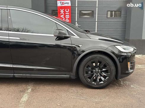 Tesla Model X 2019 - фото 10