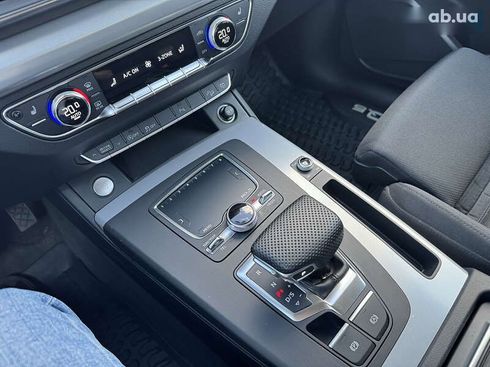 Audi Q5 2018 - фото 25