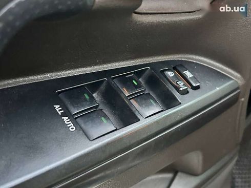 Toyota Land Cruiser 2007 - фото 13