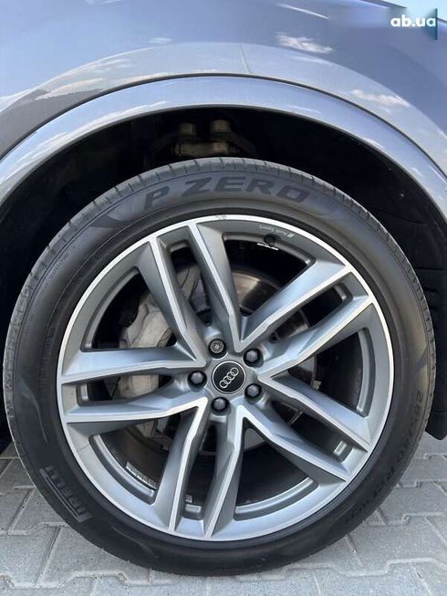 Audi Q7 2019 - фото 18
