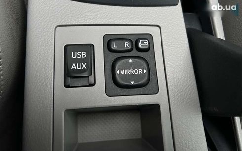 Toyota RAV4 2014 - фото 17