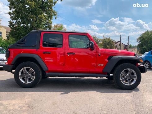 Jeep Wrangler 2019 красный - фото 2