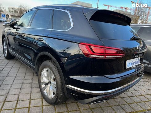 Volkswagen Touareg 2020 - фото 10