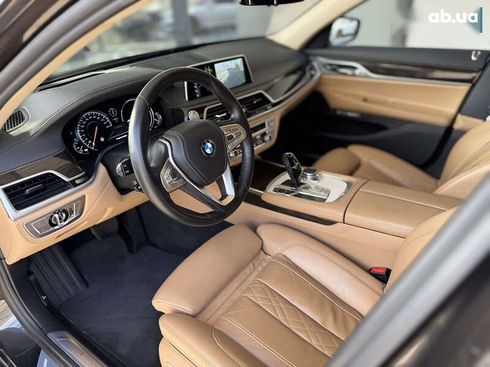 BMW 7 серия 2016 - фото 27