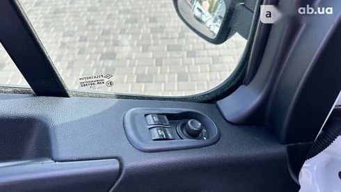 Renault Master 2014 - фото 18