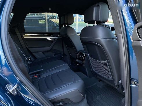 Volkswagen Touareg 2022 - фото 18