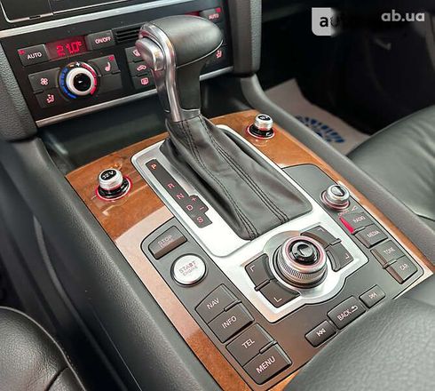 Audi Q7 2015 - фото 25