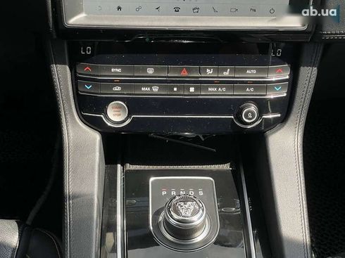 Jaguar F-Pace 2019 - фото 14