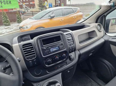 Renault Trafic 2015 - фото 24