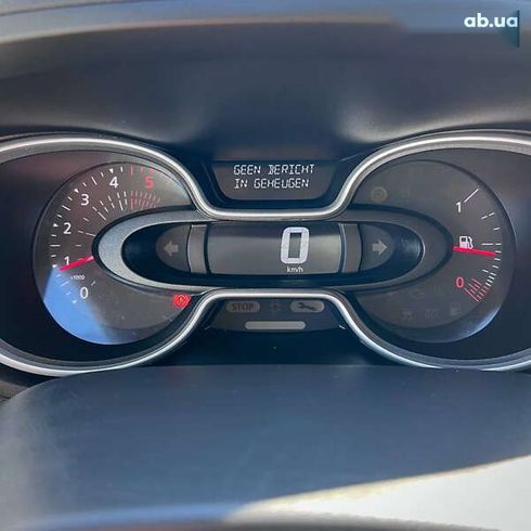 Renault Trafic 2021 - фото 25