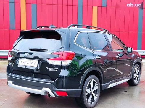 Subaru Forester 2019 - фото 6
