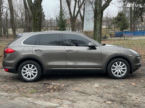 Porsche Cayenne 2011 коричневый - фото 11