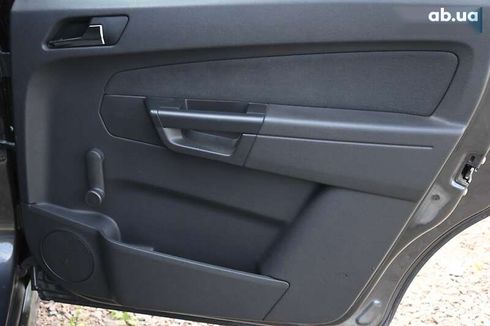 Opel Zafira 2010 - фото 15