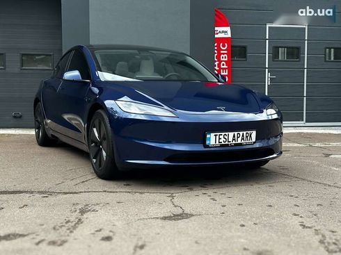 Tesla Model 3 2024 - фото 12