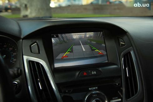Ford Focus 2013 - фото 16
