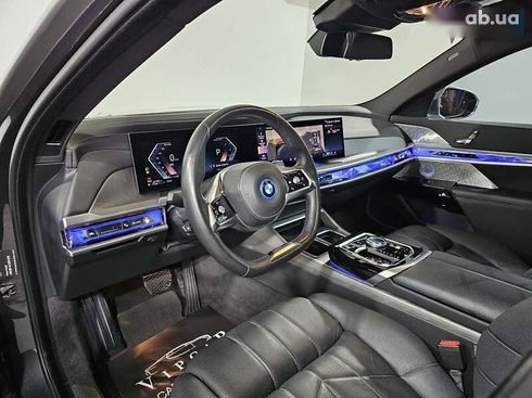 BMW 7 серия 2023 - фото 29