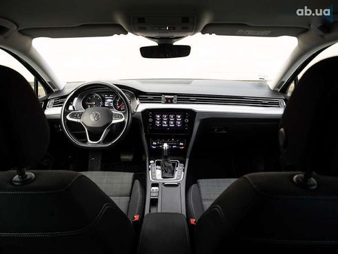 Volkswagen Passat 2022 - фото 13