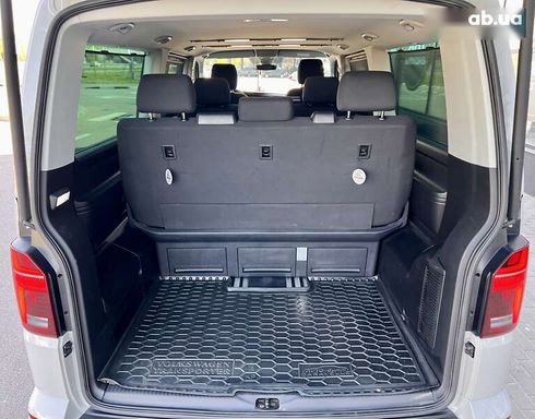 Volkswagen Multivan 2020 - фото 18