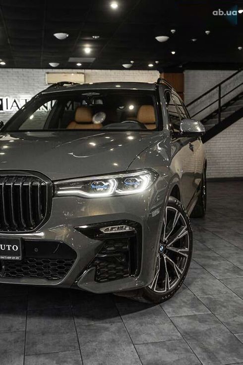 BMW X7 2022 - фото 22
