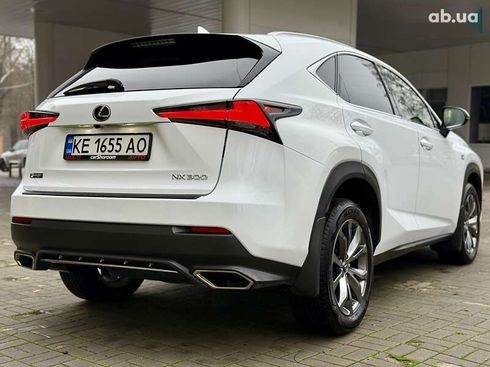 Lexus NX 2021 - фото 15