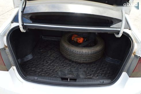 Chevrolet Cruze 2010 - фото 13