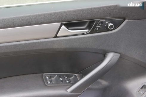 Volkswagen Passat 2015 - фото 13