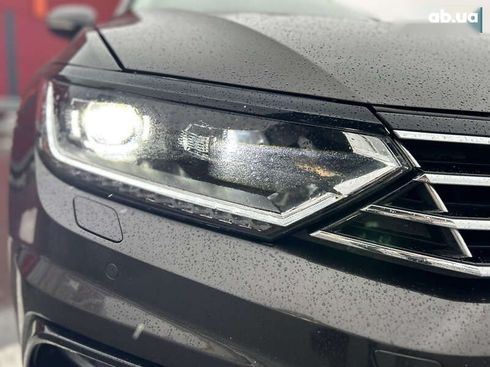 Volkswagen Passat 2018 - фото 10