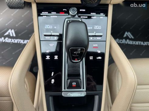 Porsche Cayenne 2021 - фото 17
