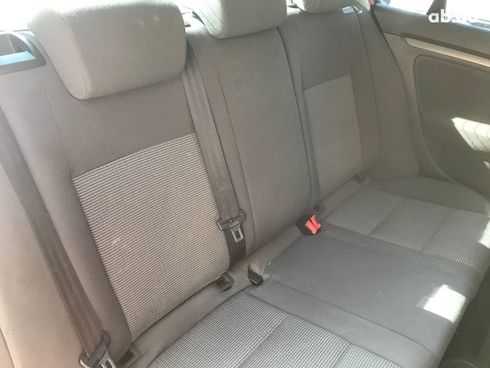 Volkswagen Jetta 2007 красный - фото 8