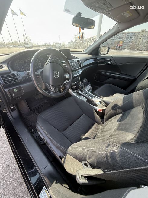 Honda Accord 2014 черный - фото 7