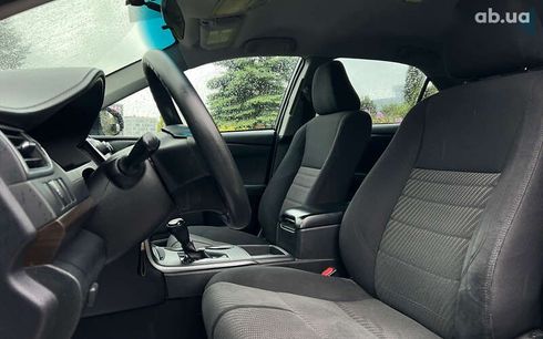 Toyota Camry 2016 - фото 12