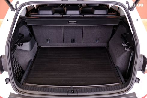 Skoda Kodiaq 2022 белый - фото 9