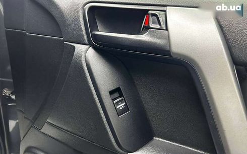 Toyota Land Cruiser Prado 2015 - фото 21