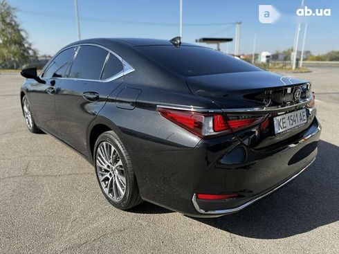 Lexus ES 2021 - фото 16