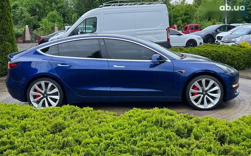 Tesla Model 3 2019 - фото 8