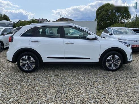 Kia Niro 2022 - фото 13