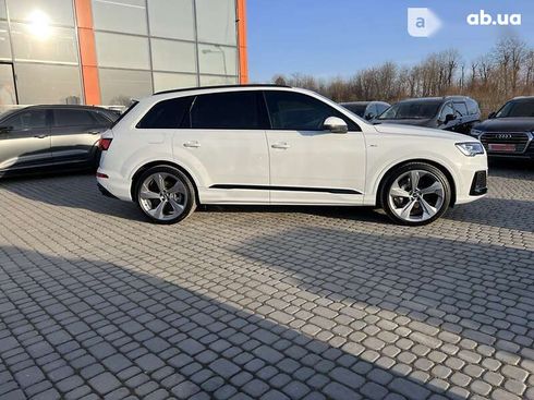 Audi Q7 2022 - фото 12