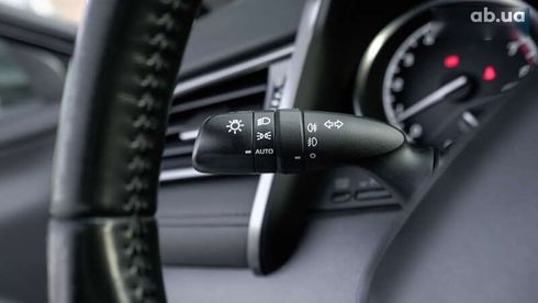 Toyota Camry 2019 - фото 14