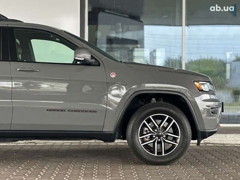 Jeep Grand Cherokee 2020 - фото 12