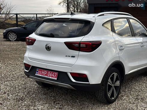 MG ZS EV 2020 - фото 12